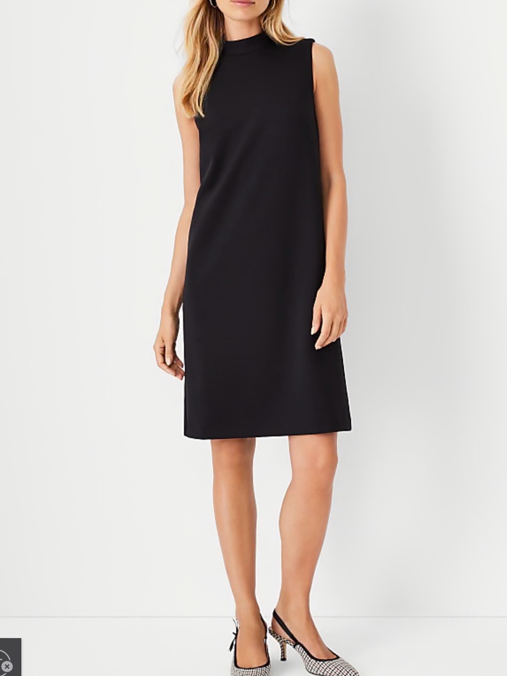 Ann Taylor Black Sleeveless Mini Shift Dress